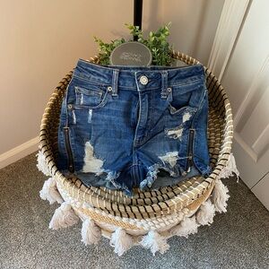 American Eagle Outfitters Denim Distressed Women Shorts Size 0 GUC